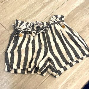 Maurices linen shorts